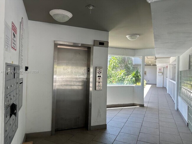 Foto del edificio - 1080 99th St