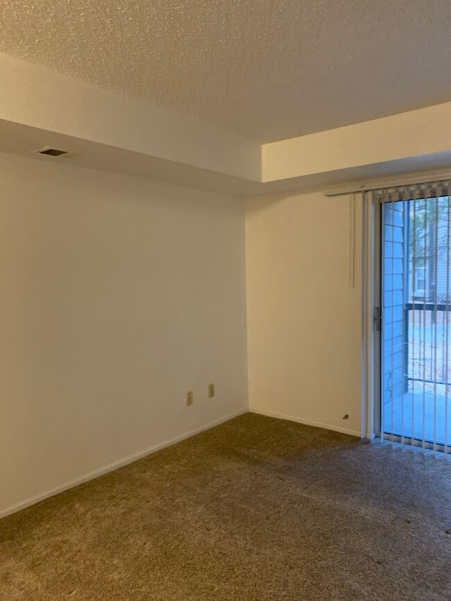 Building Photo - 2575 S Syracuse Way