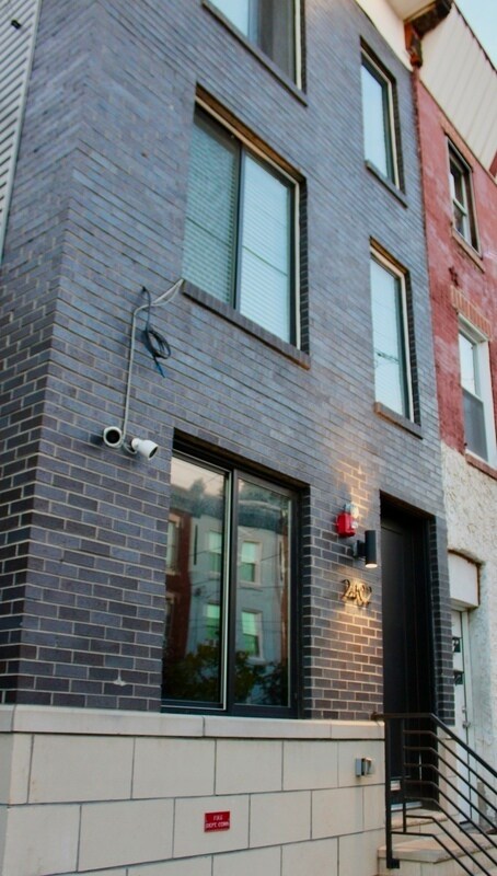 Building Photo - 2402 N 5th St