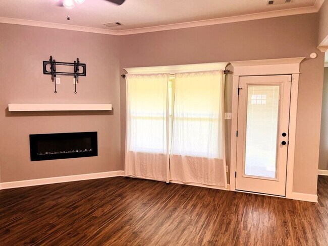 Foto del edificio - 5301 Rope Trl