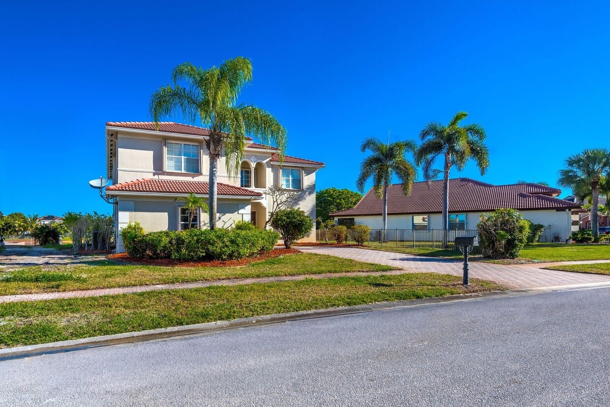 Photo - 102 Ibisca Terrace (Royal Palm Beach, FL)