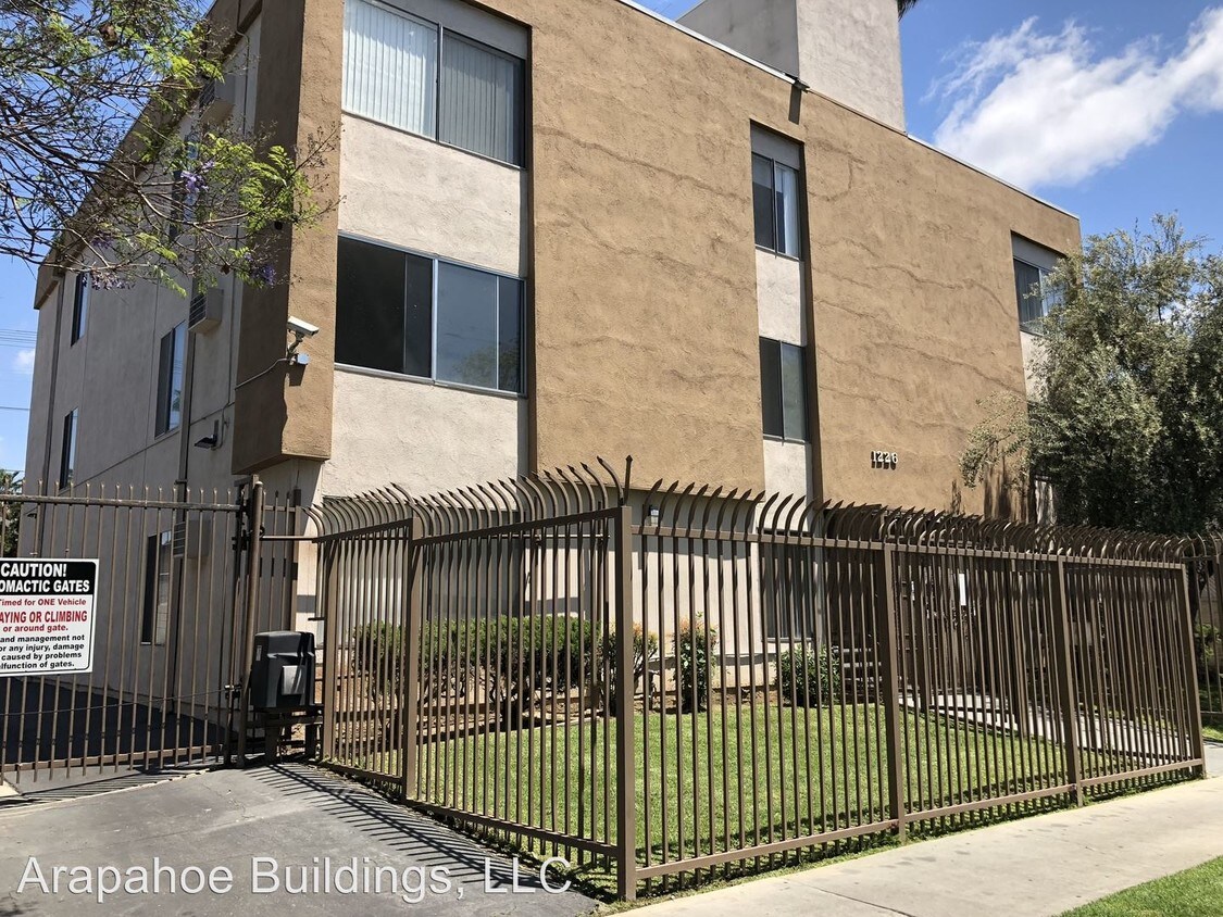 Foto principal - 1226 Arapahoe St
