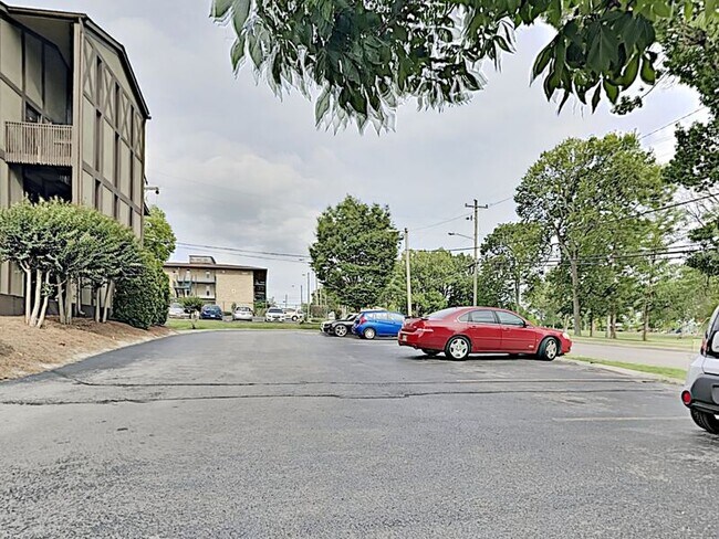 Foto del edificio - 525 N Dupont Ave
