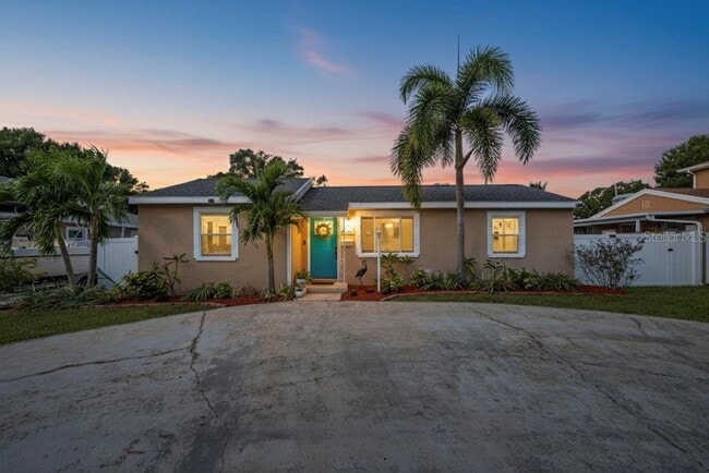 Foto del edificio - 1334 59th St N