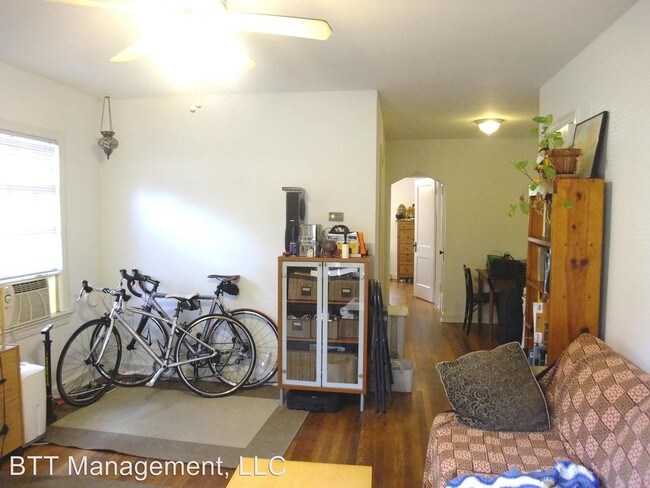 Foto del edificio - 8404 Greenwood Ave