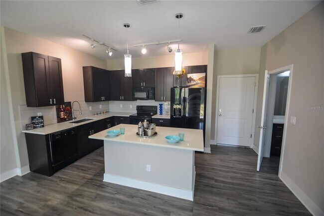 Foto del edificio - 1841 Houston St