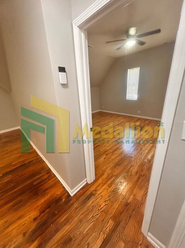 Foto del edificio - 4700 W Monroe St