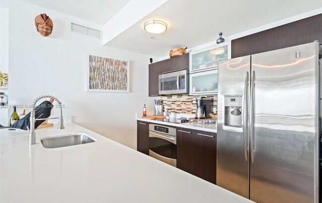 Foto del edificio - 90 SW 3rd St