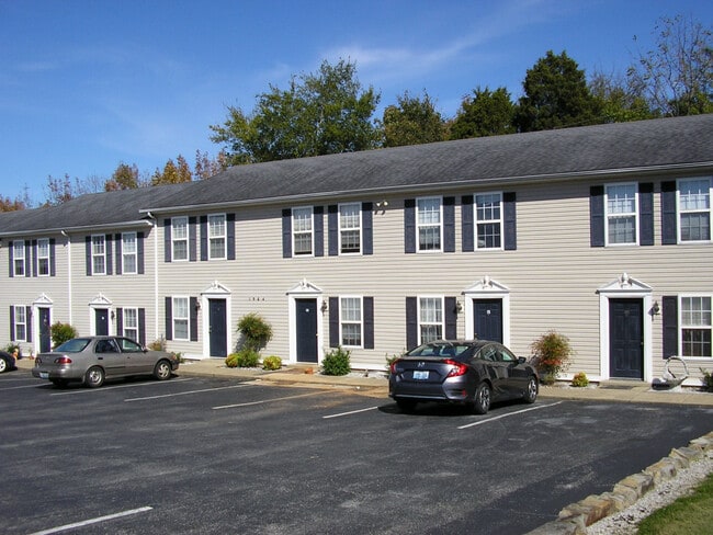 Building Photo - 1964 Stonehenge Avenue