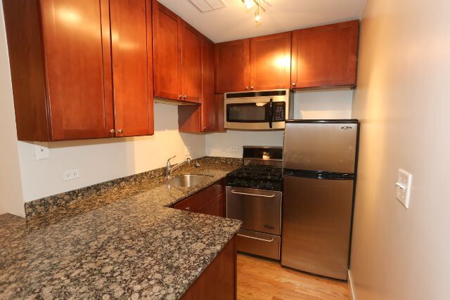 Foto del edificio - 650 W Wrightwood Ave