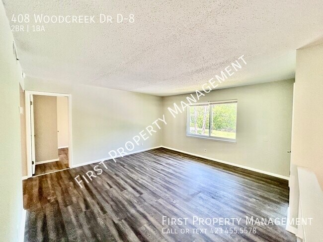 Foto del edificio - 408 Woodcreek Dr