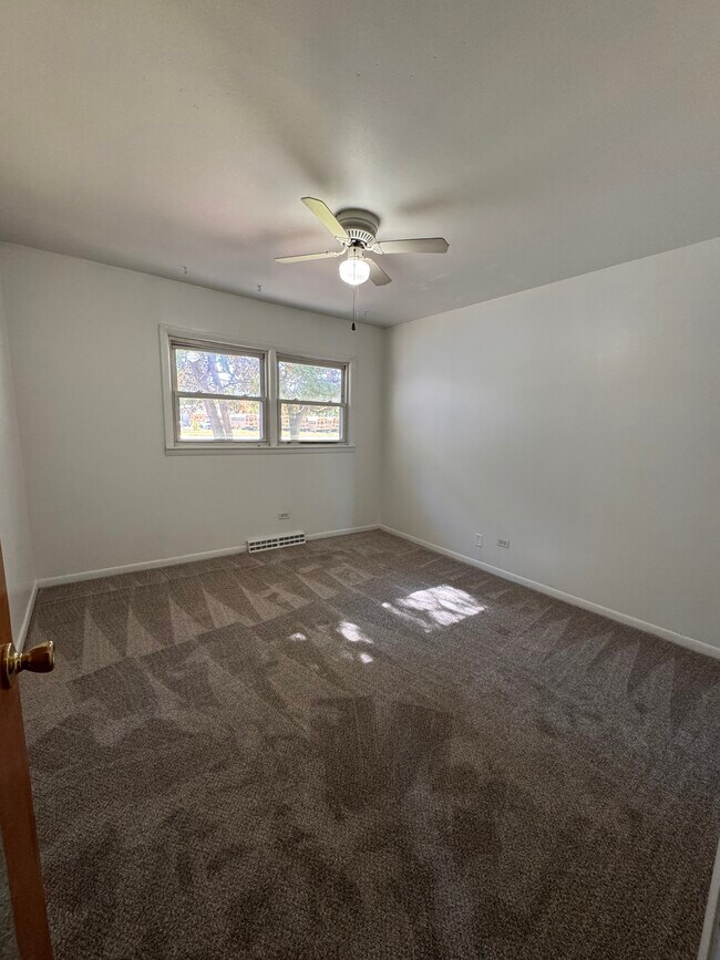 Building Photo - 1111 Rt 41