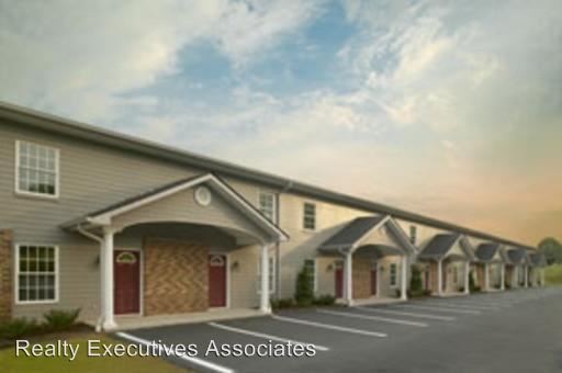 Foto principal - 2 br, 1.5 bath House - 453 Pine Lakes Lane