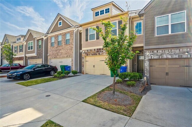 Building Photo - 2235 Mulsanne Dr