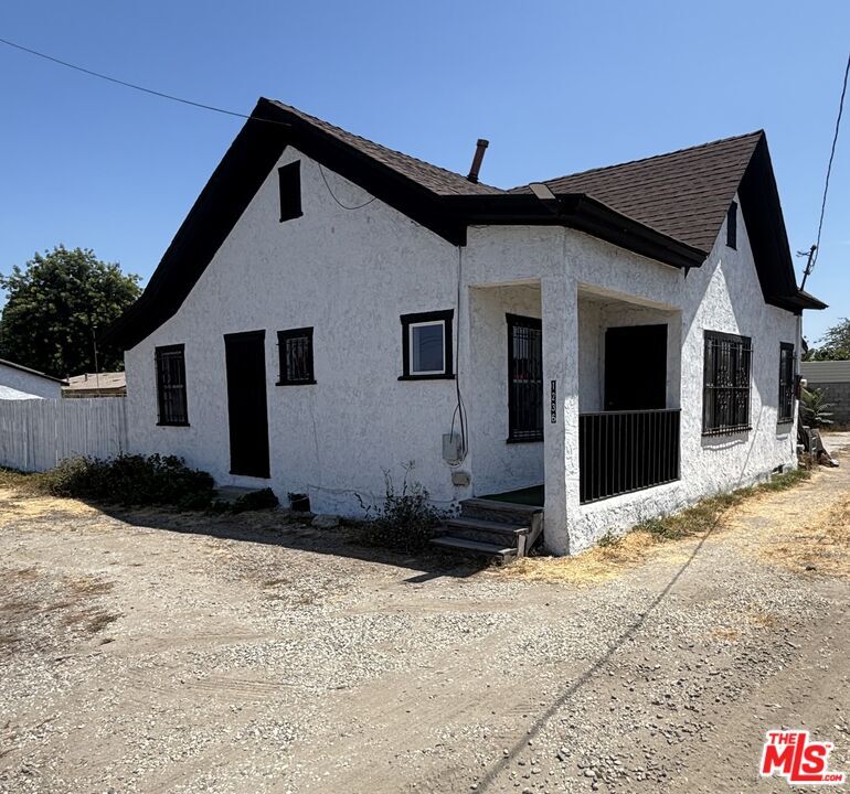 Building Photo - 1236 S Wilmington Ave