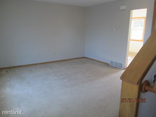 Building Photo - 2 br, 1 bath Townhome - 1600 1/2 S 14th St