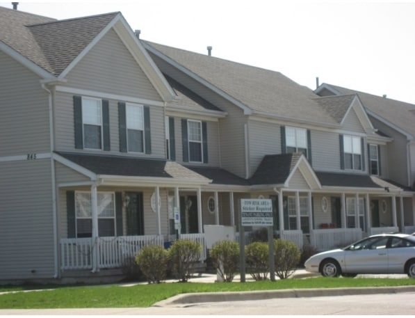 Primary Photo - Park Manor Apartments