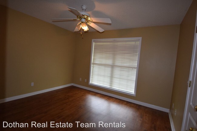 Building Photo - 4 br, 2 bath House - 6285 Hodgesville Rd