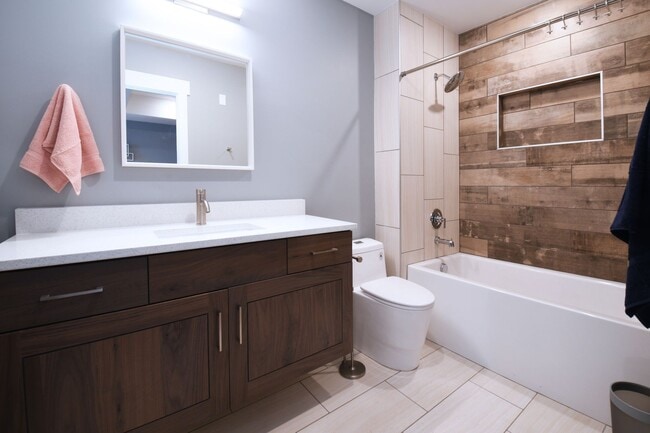 Building Photo - 1846 Prospector Ave