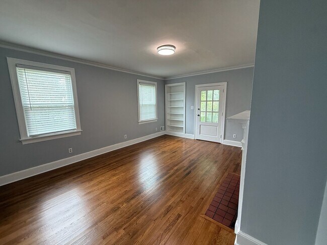 Foto del edificio - Charming Updated 2br/2ba Home in a Great Location!