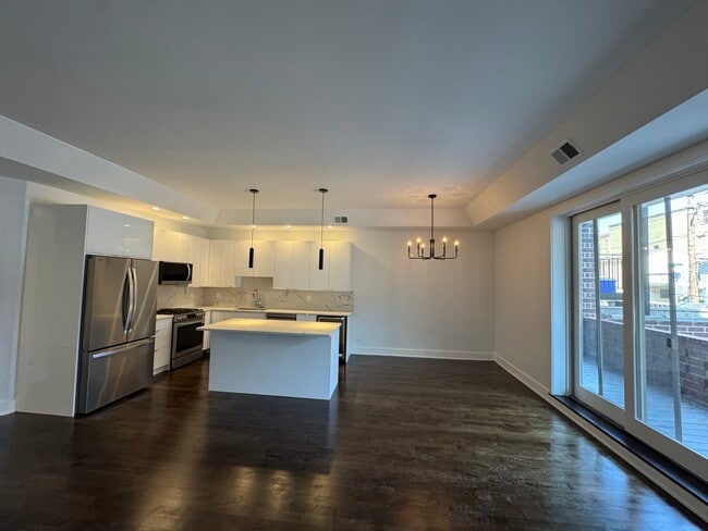 Foto del edificio - 1347 N Sedgwick St