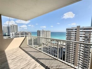 Building Photo - 1985 S Ocean Dr