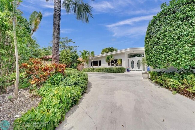 Building Photo - 1817 Harbourview Dr