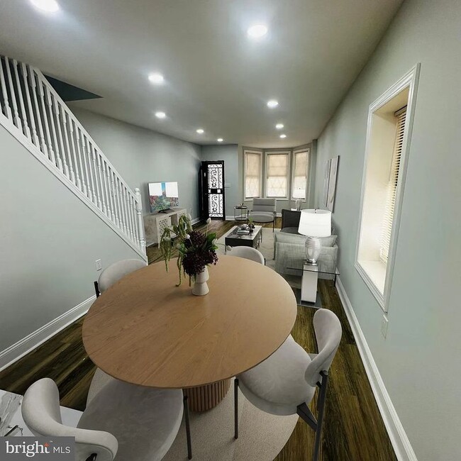 Building Photo - 6070 Callowhill St