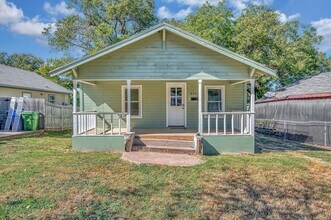 Building Photo - 2111 Lasker Ave