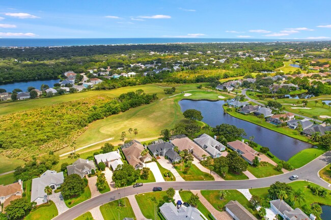 Building Photo - 506 Lakeway Dr
