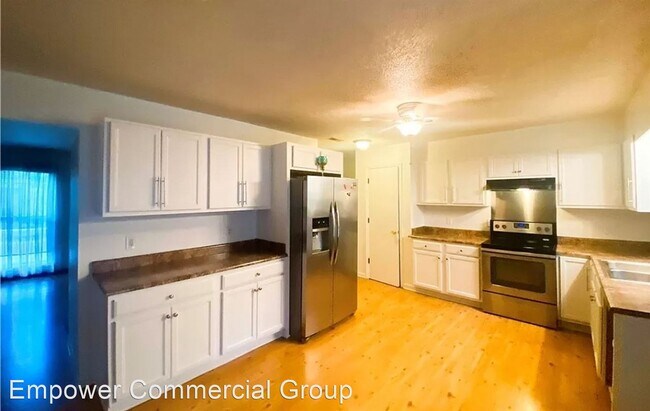 Foto del edificio - 3 br, 3 bath House - 1210 Fernridge Drive