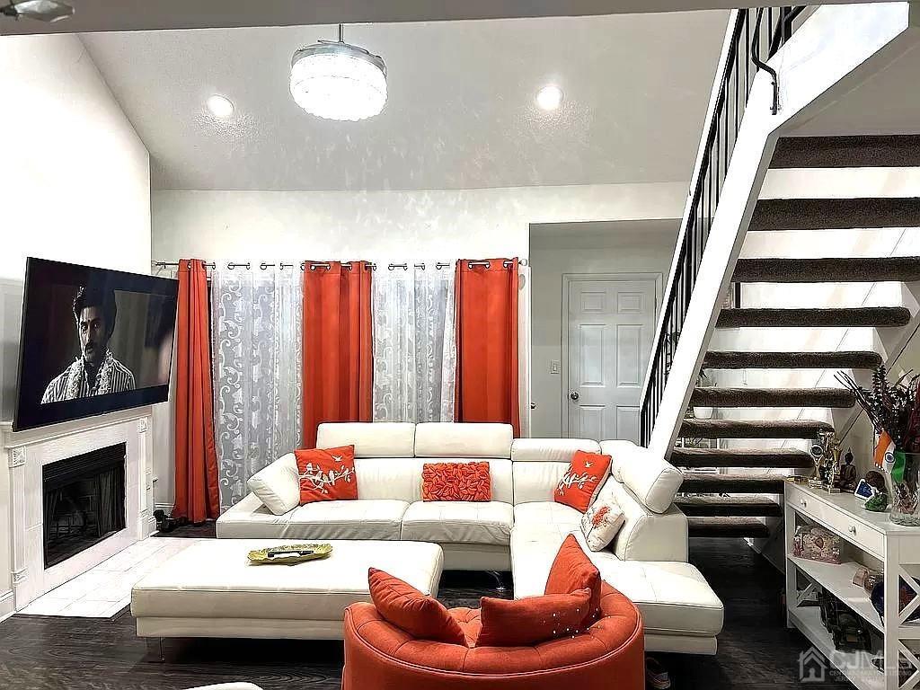 Foto principal - 914 Aspen Dr