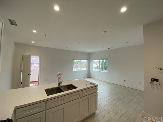 Foto del edificio - 8139 4th St