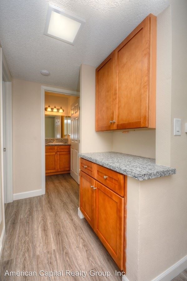 Building Photo - 33342 Cheltam Way