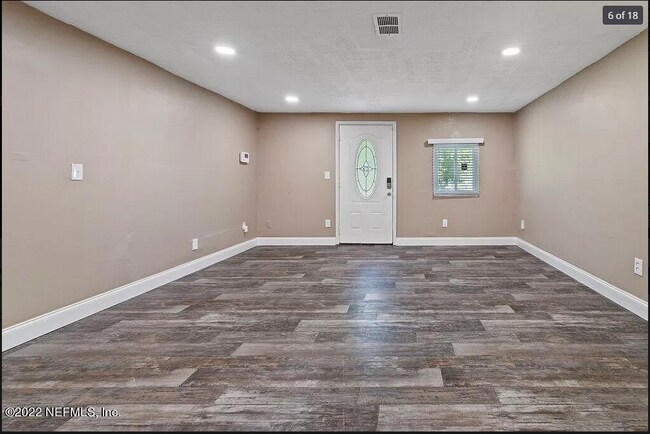 Living room - 10501 Wooster Dr
