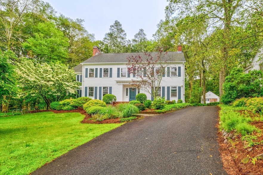 Primary Photo - 64 Blake Rd