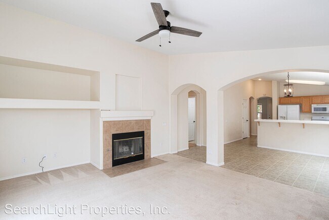 Building Photo - 4 br, 2 bath House - 2221 Riverton Dr.