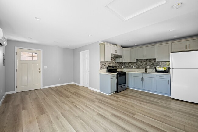 Foto del edificio - 2608 N Keystone St
