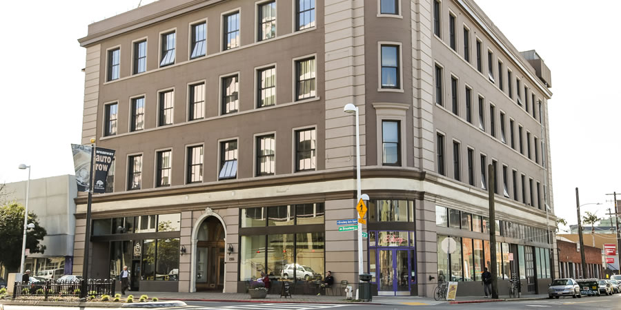 Foto principal - 2355 Broadway