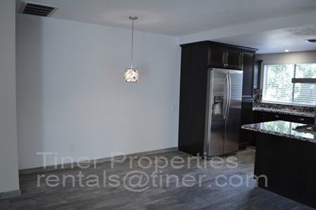 Building Photo - Beautiful 3 Bedroom with Stunning Updates
