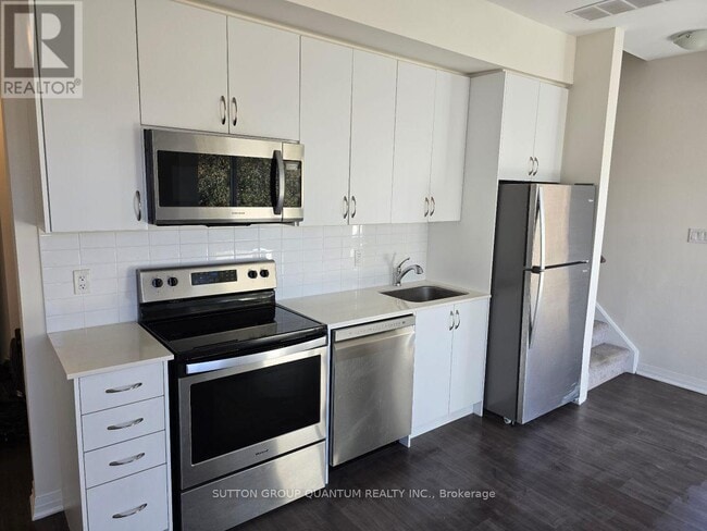 Photo du bâtiment - 650 Atwater Ave