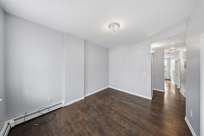 Foto del edificio - 303 3rd St