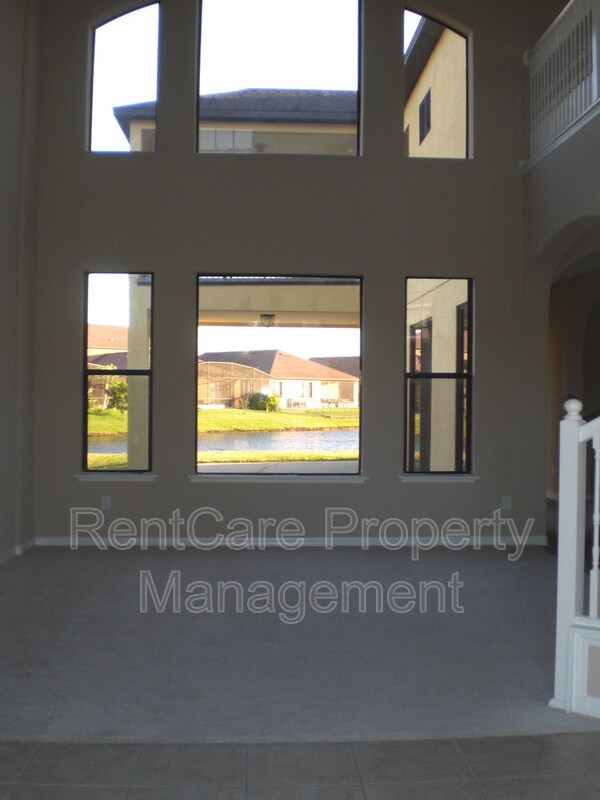 Building Photo - 9649 Moss Rose Way