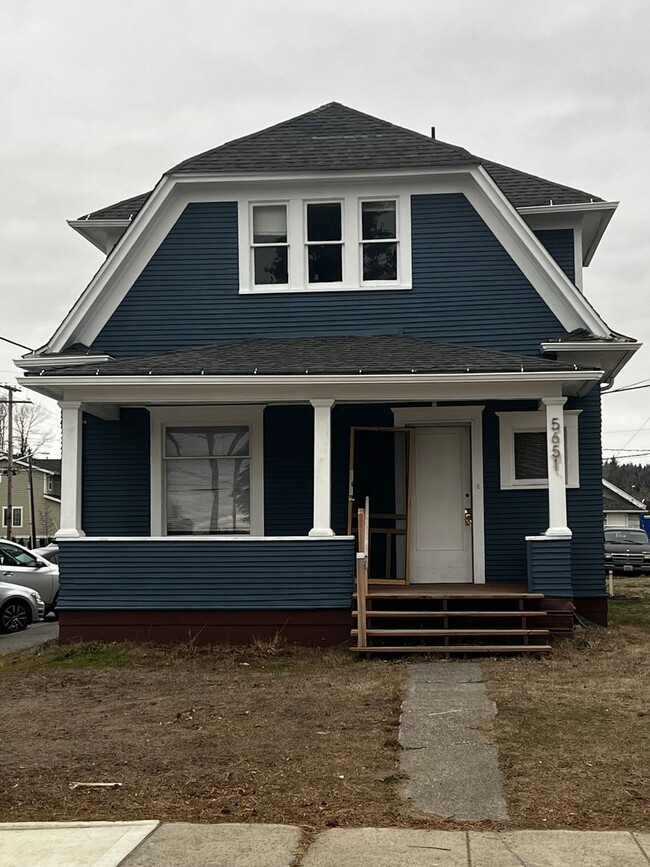 Building Photo - 5651 1st Ave
