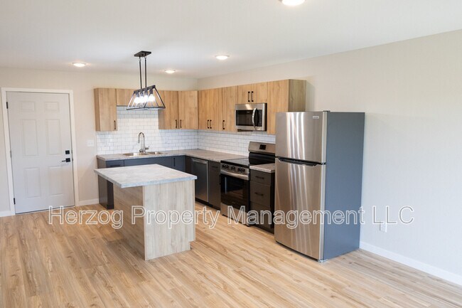 Foto del edificio - 3425 Eischen Ct