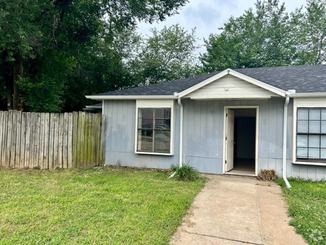 Building Photo - 506 Cormay Ct