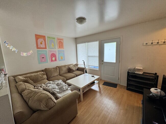 Photo du bâtiment - 400 Brock St