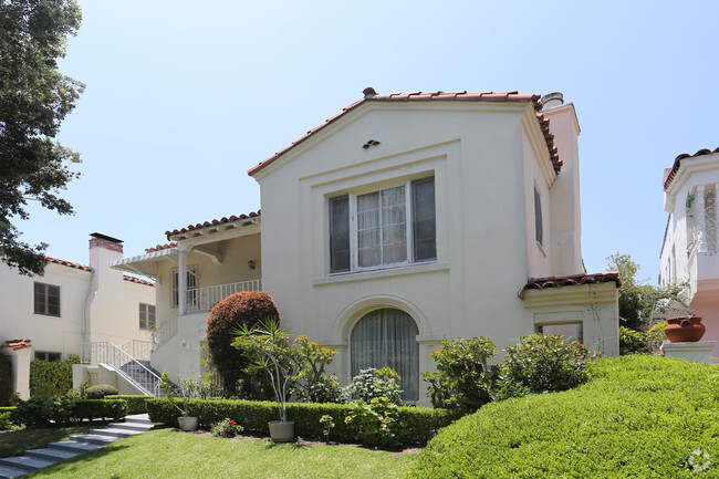 Building Photo - 141 N Clark Dr