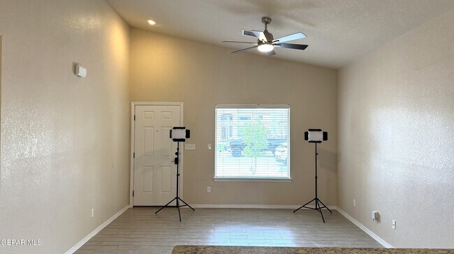 Building Photo - 14753 Oldenberg Ct