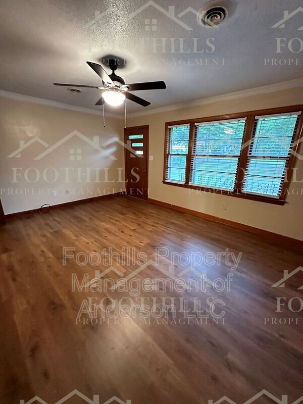 Foto del edificio - 2902 Edgewood Ave